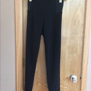 Black textured leggings!